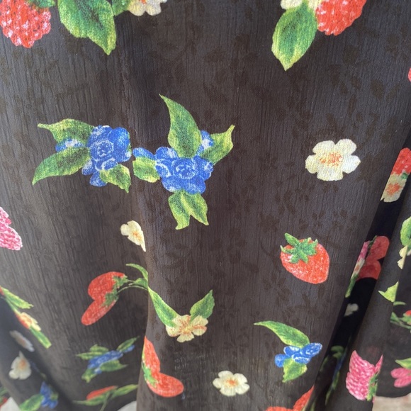 NWOT Zara fabulous black dress w/ beautiful floral pattern. Flirty & fun! - Picture 7 of 15